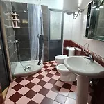 Apartmán Calmly, Spacious Next To Embassy Tirana