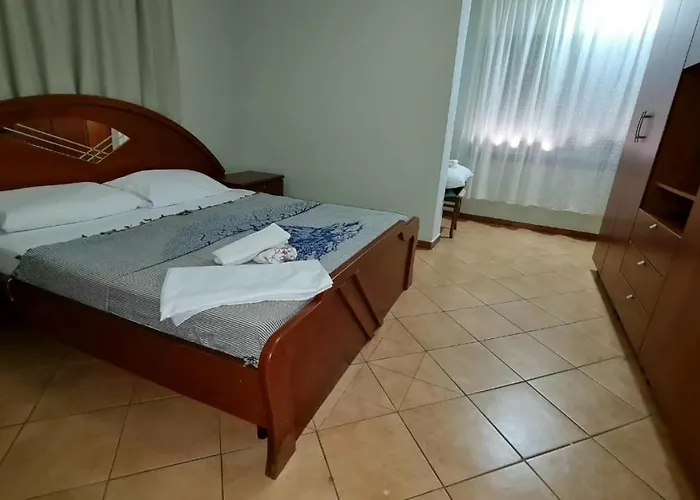 Appartement Calmly, Spacious Next To Embassy Tirana