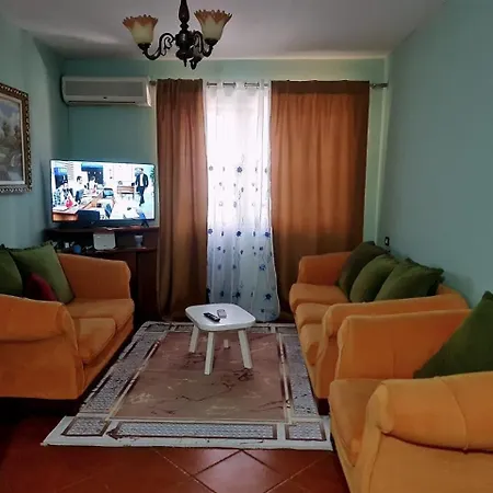 Calmly, Spacious Next To Embassy Daire