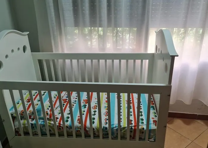 アパート Calmly, Spacious Next To Embassy